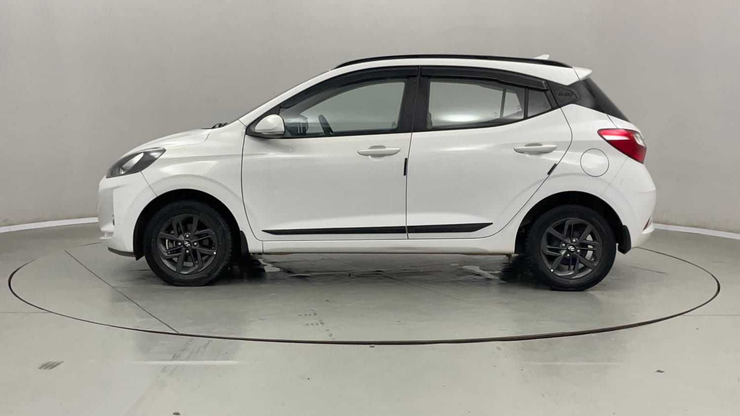 Used 2020 Hyundai Grand i10 Nios Sportz 1.2 Kappa VTVT Petrol Manual exterior LEFT SIDE VIEW