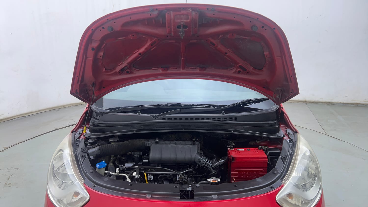 Used 2012 Hyundai i10 Sportz 1.2 AT Kappa2 Petrol Automatic engine ENGINE & BONNET OPEN FRONT VIEW