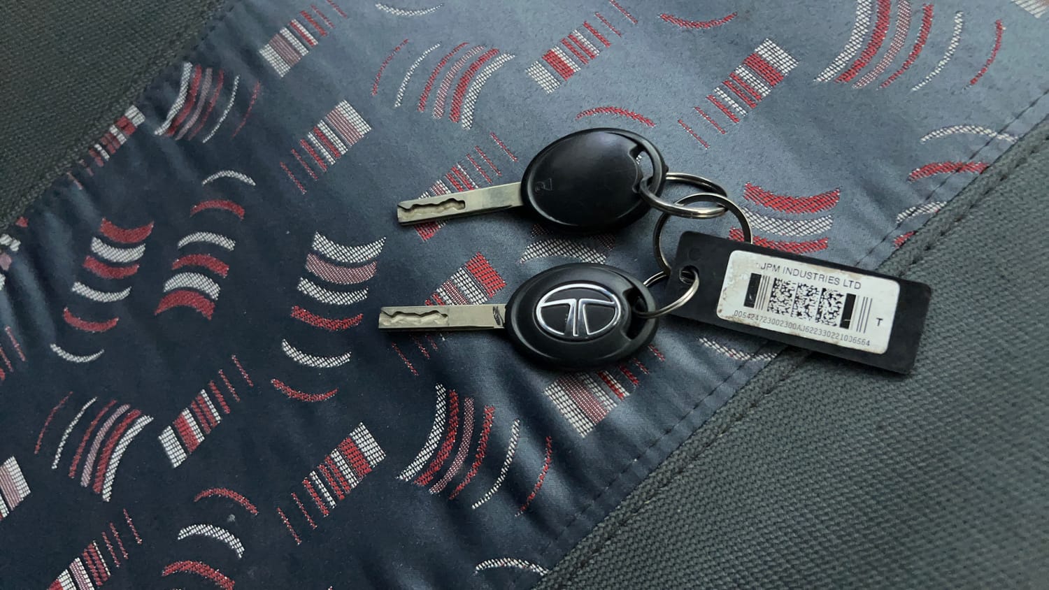 Used 2021 Tata Tiago XE Petrol Manual extra CAR KEY VIEW