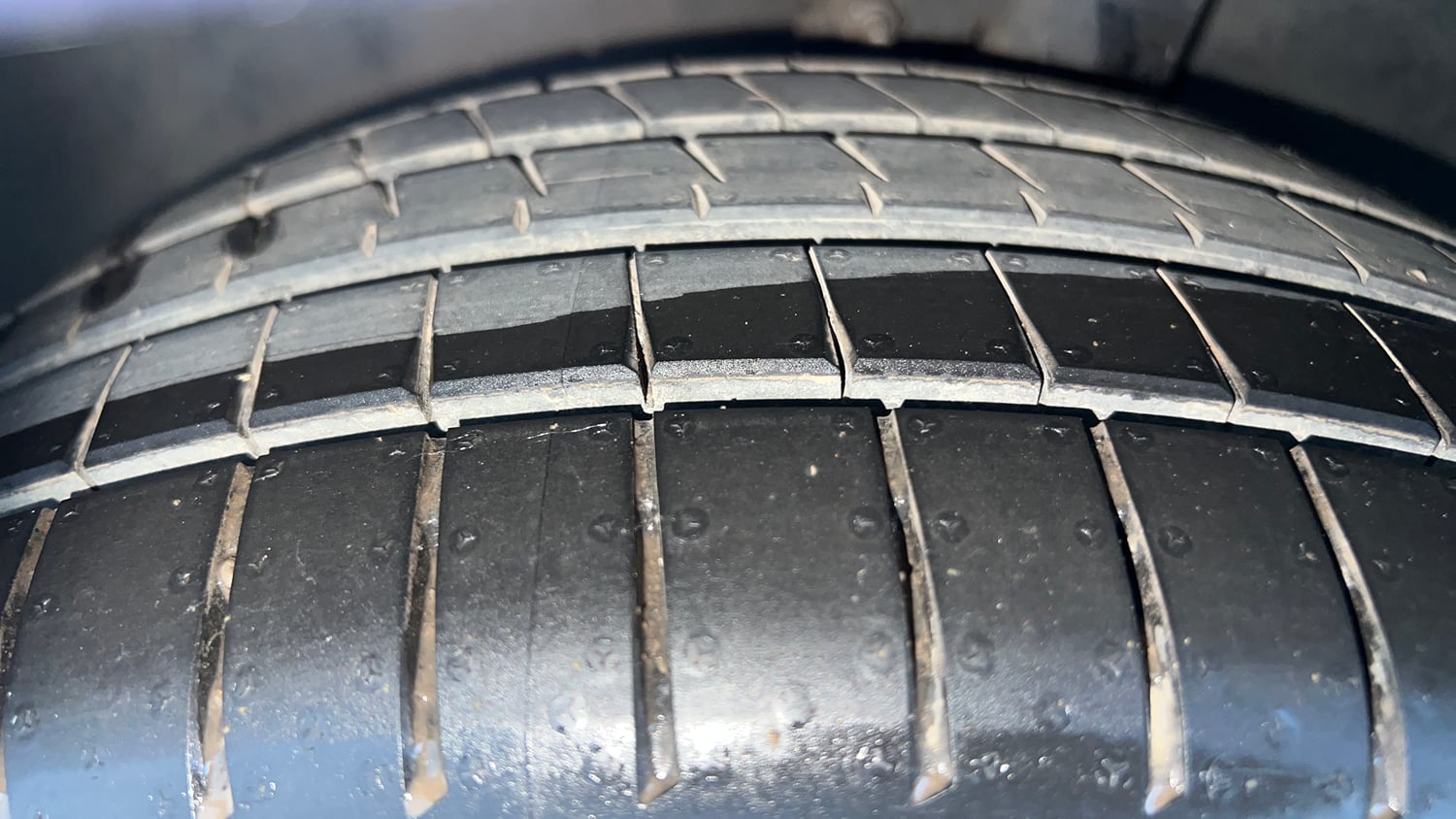 Used 2018 Mercedes-Benz CLA 200 Petrol Sport Petrol Automatic tyres LEFT FRONT TYRE TREAD VIEW