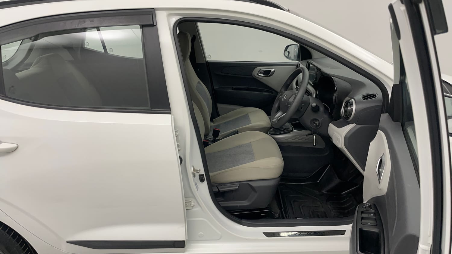 Used 2020 Hyundai Grand i10 Nios Sportz 1.2 Kappa VTVT Petrol Manual interior RIGHT SIDE FRONT DOOR CABIN VIEW
