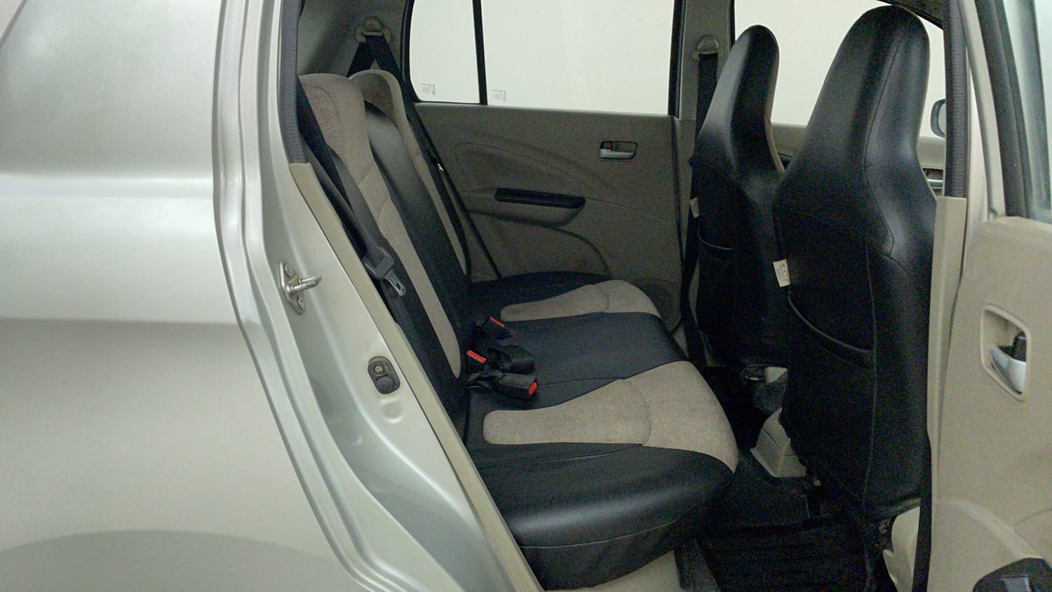 Used 2015 Maruti Suzuki Celerio VXi AMT Petrol Automatic interior RIGHT SIDE REAR DOOR CABIN VIEW