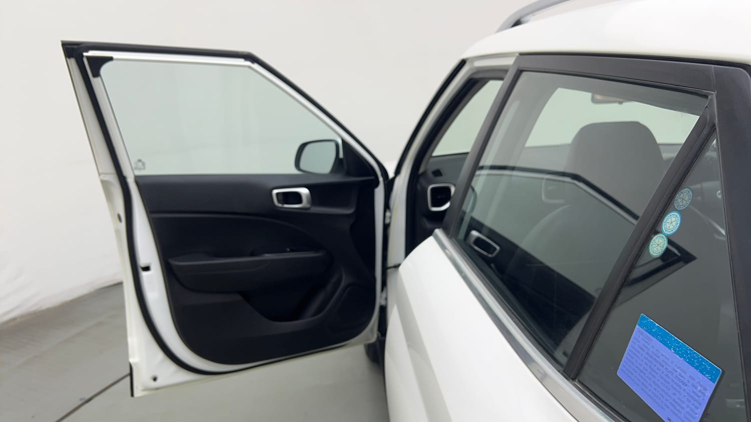 Used 2022 Hyundai Venue S Plus 1.2 Petrol Petrol Manual interior LEFT FRONT DOOR OPEN VIEW