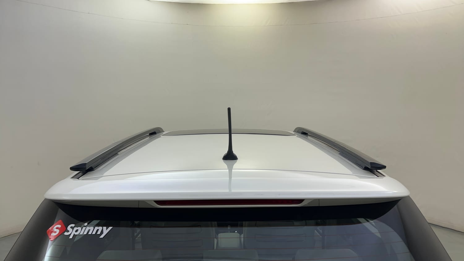 Used 2023 Mahindra XUV 300 W8 (O) 1.5 Diesel AMT Diesel Automatic exterior EXTERIOR ROOF VIEW