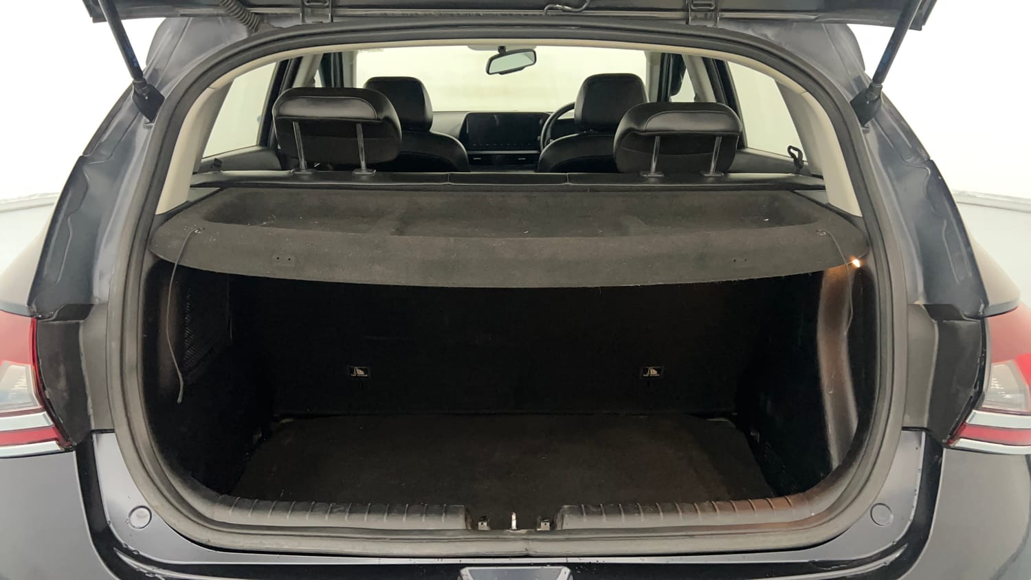 Used 2020 Hyundai New i20 Asta (O) 1.0 Turbo DCT Petrol Automatic interior DICKY INSIDE VIEW