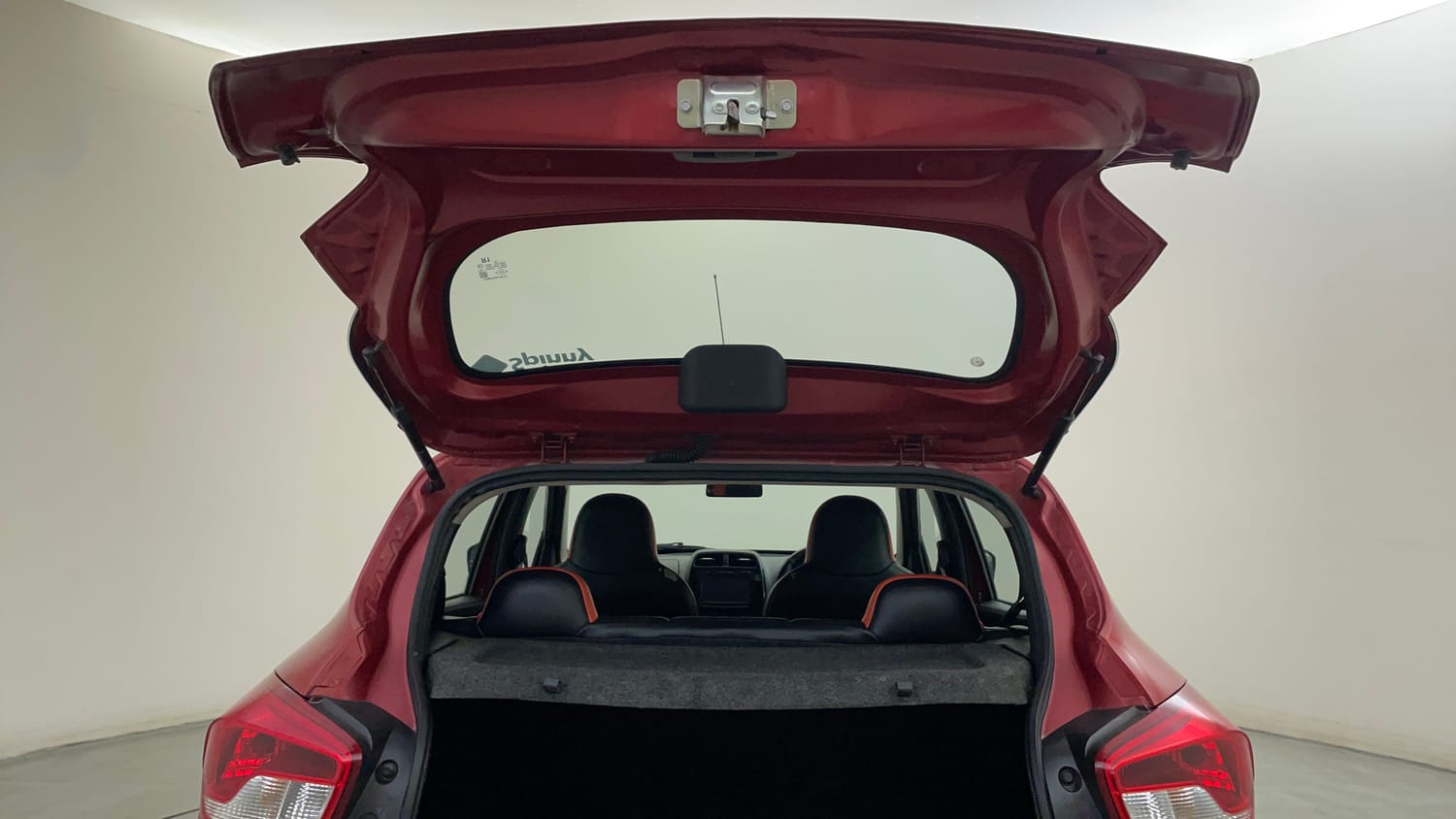 Used 2018 Renault Kwid 1.0 RXT AMT Petrol Automatic interior DICKY DOOR OPEN VIEW