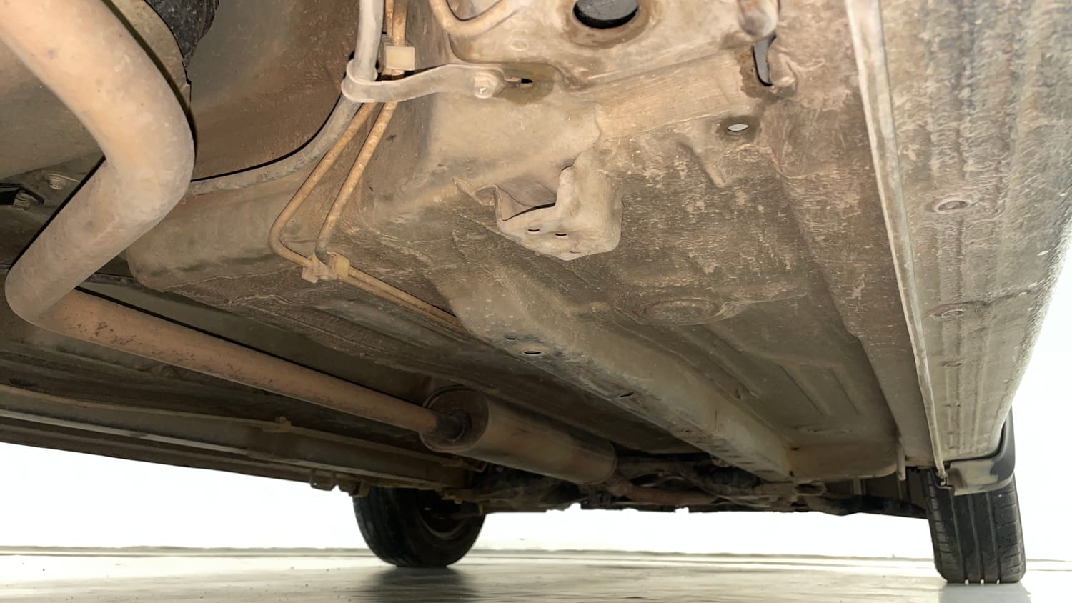 Used 2015 Maruti Suzuki Celerio ZXi Petrol Manual extra REAR RIGHT UNDERBODY VIEW