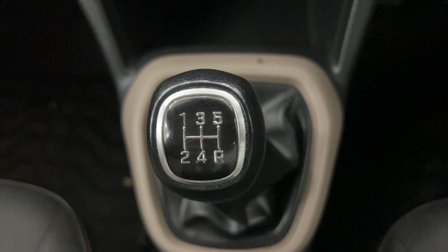 Used 2017 Hyundai Grand i10 Asta 1.2 Kappa VTVT Petrol Manual interior GEAR  KNOB VIEW