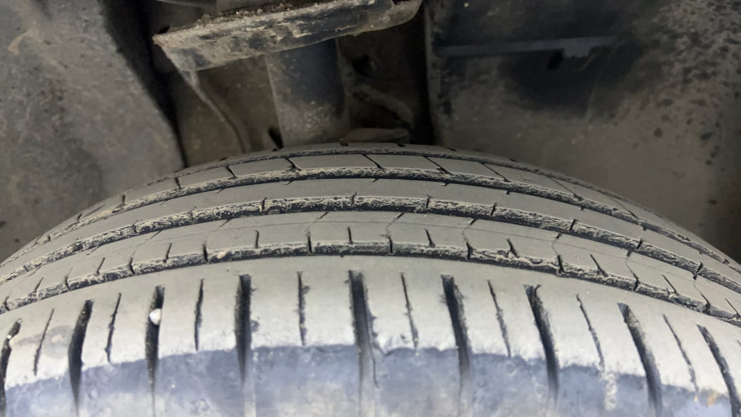 Used 2024 Tata Punch Creative Dual Tone AMT Petrol Automatic tyres RIGHT FRONT TYRE TREAD VIEW