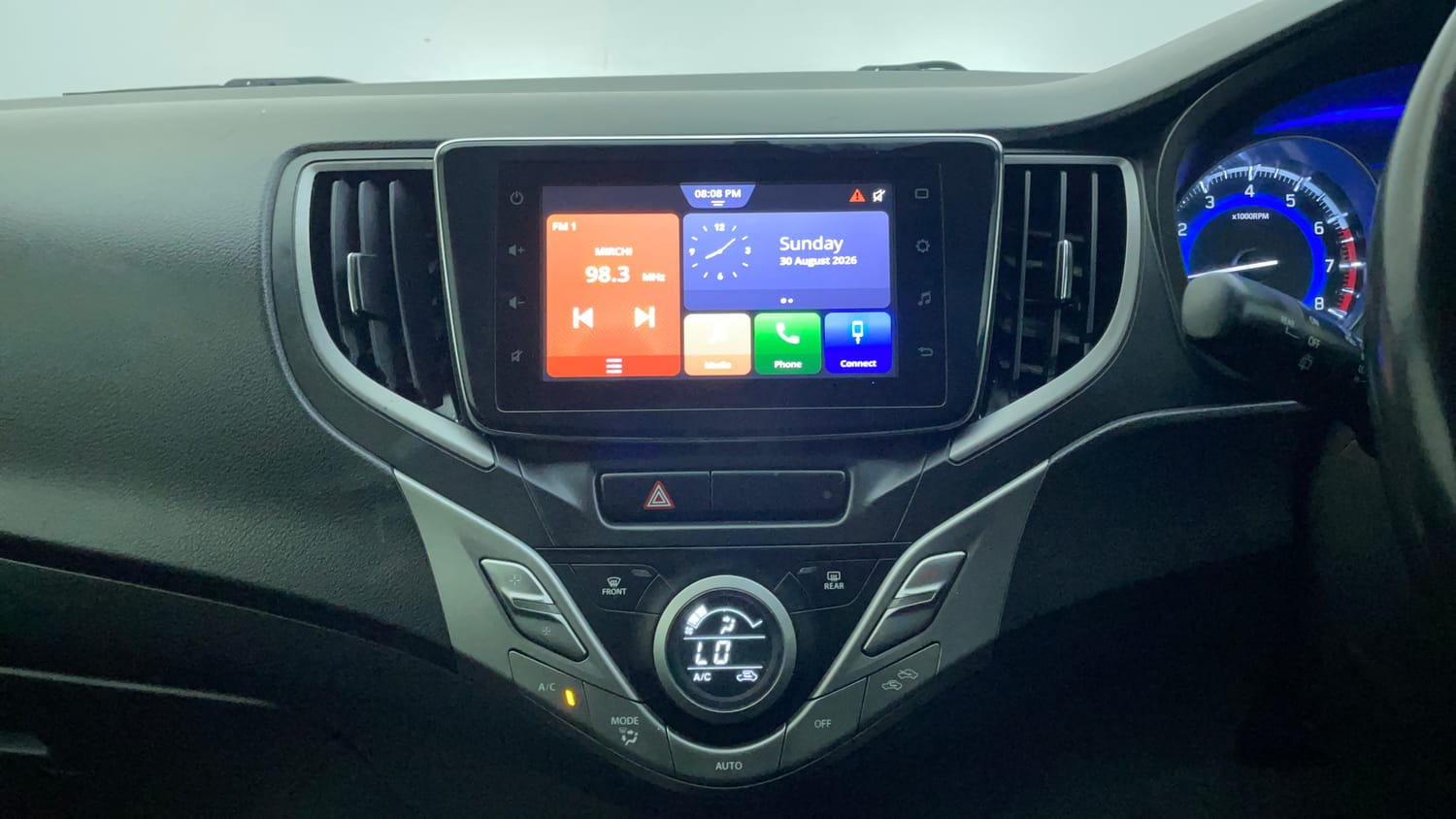 Used 2019 Maruti Suzuki Baleno Alpha Petrol Manual interior MUSIC SYSTEM & AC CONTROL VIEW