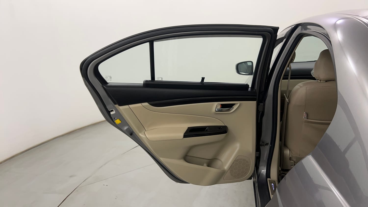 Used 2015 Maruti Suzuki Ciaz ZXi Petrol Manual interior LEFT REAR DOOR OPEN VIEW