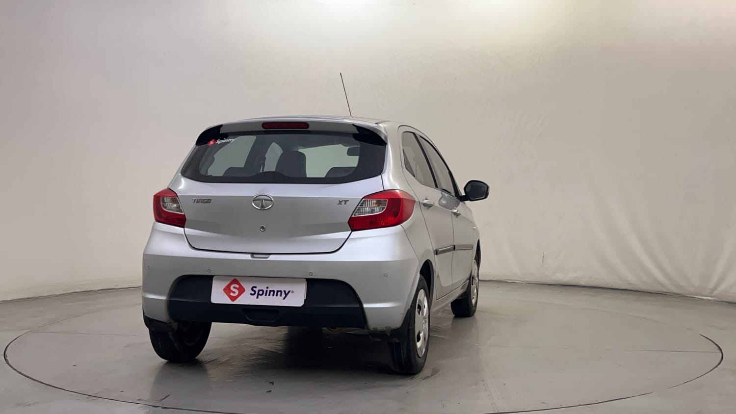 Used 2016 Tata Tiago Revotron XT Petrol Manual exterior RIGHT REAR CORNER VIEW