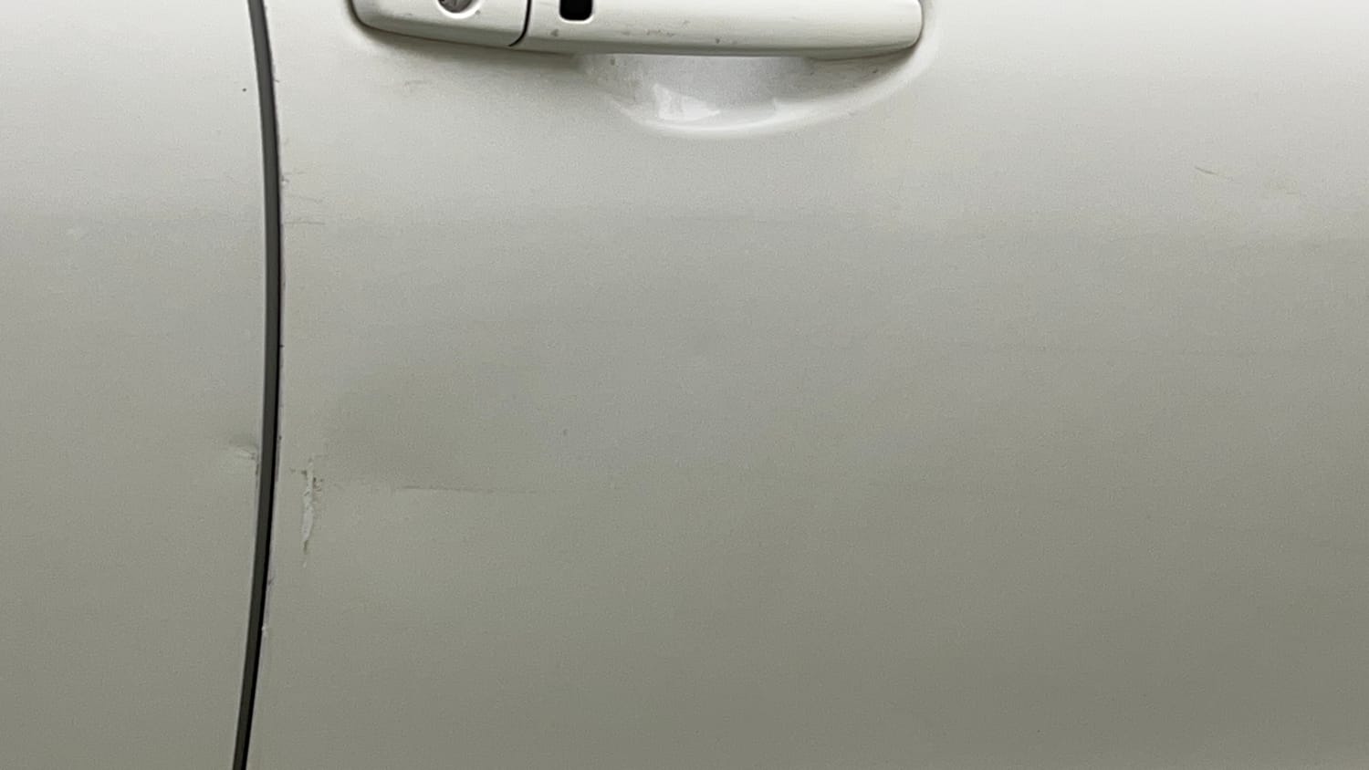 Used 2018 Maruti Suzuki Dzire ZXi AMT Petrol Automatic dents MINOR DENT