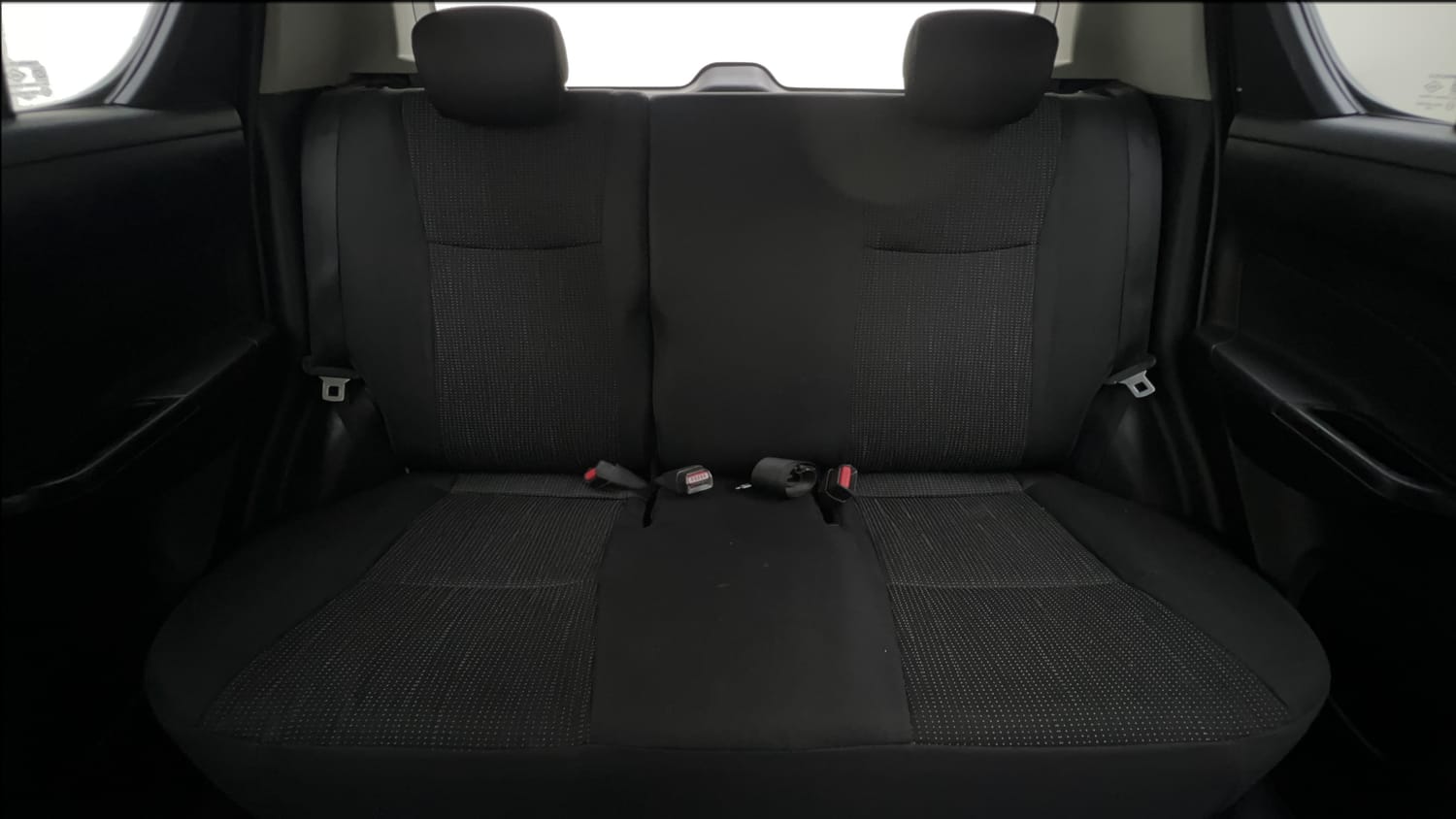 Used 2016 Maruti Suzuki Swift Lxi (O) Petrol Manual interior REAR SEAT CONDITION VIEW