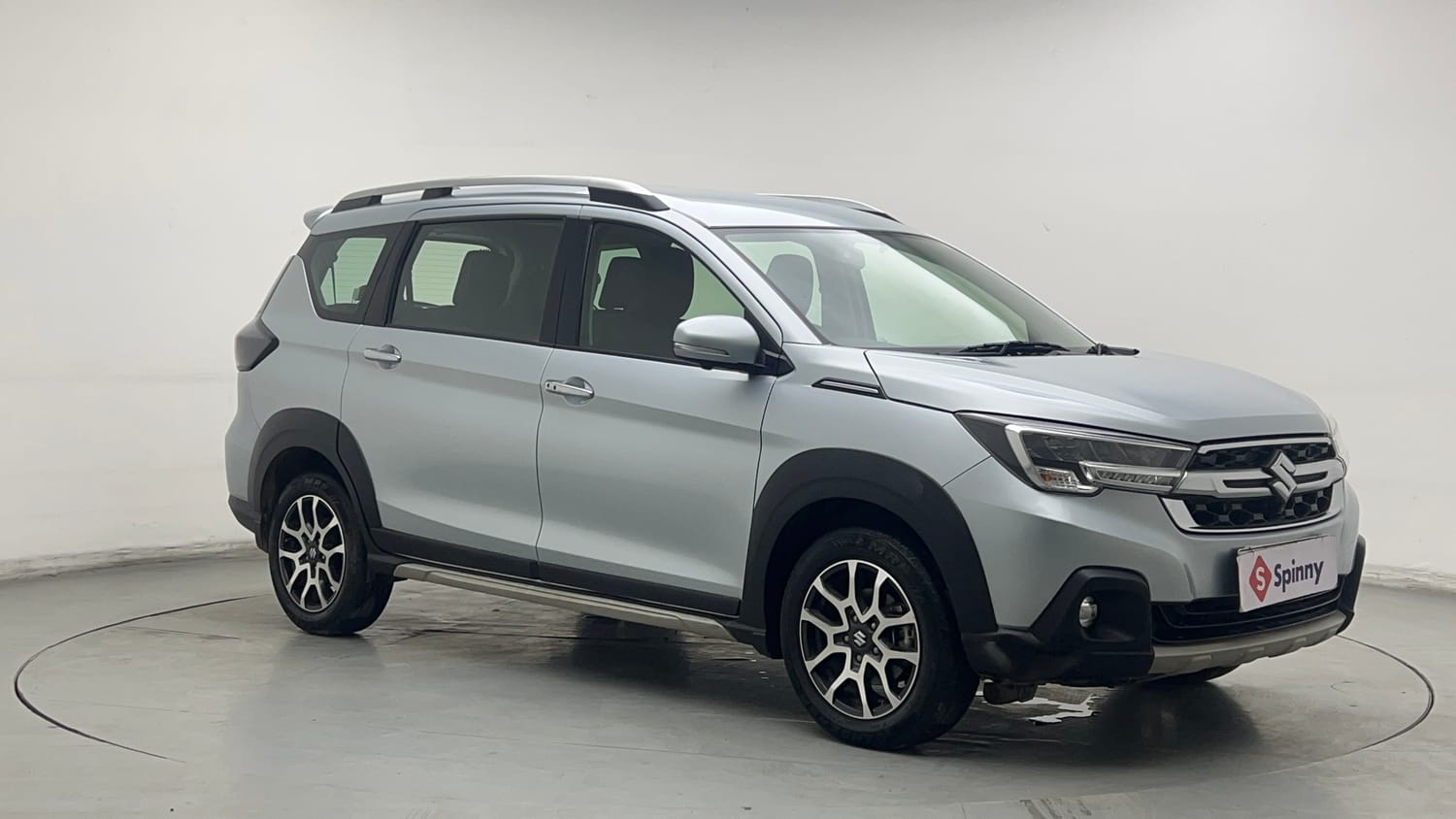 Used 2022 Maruti Suzuki XL6 Alpha Plus AT Petrol Petrol Automatic exterior RIGHT FRONT CORNER VIEW