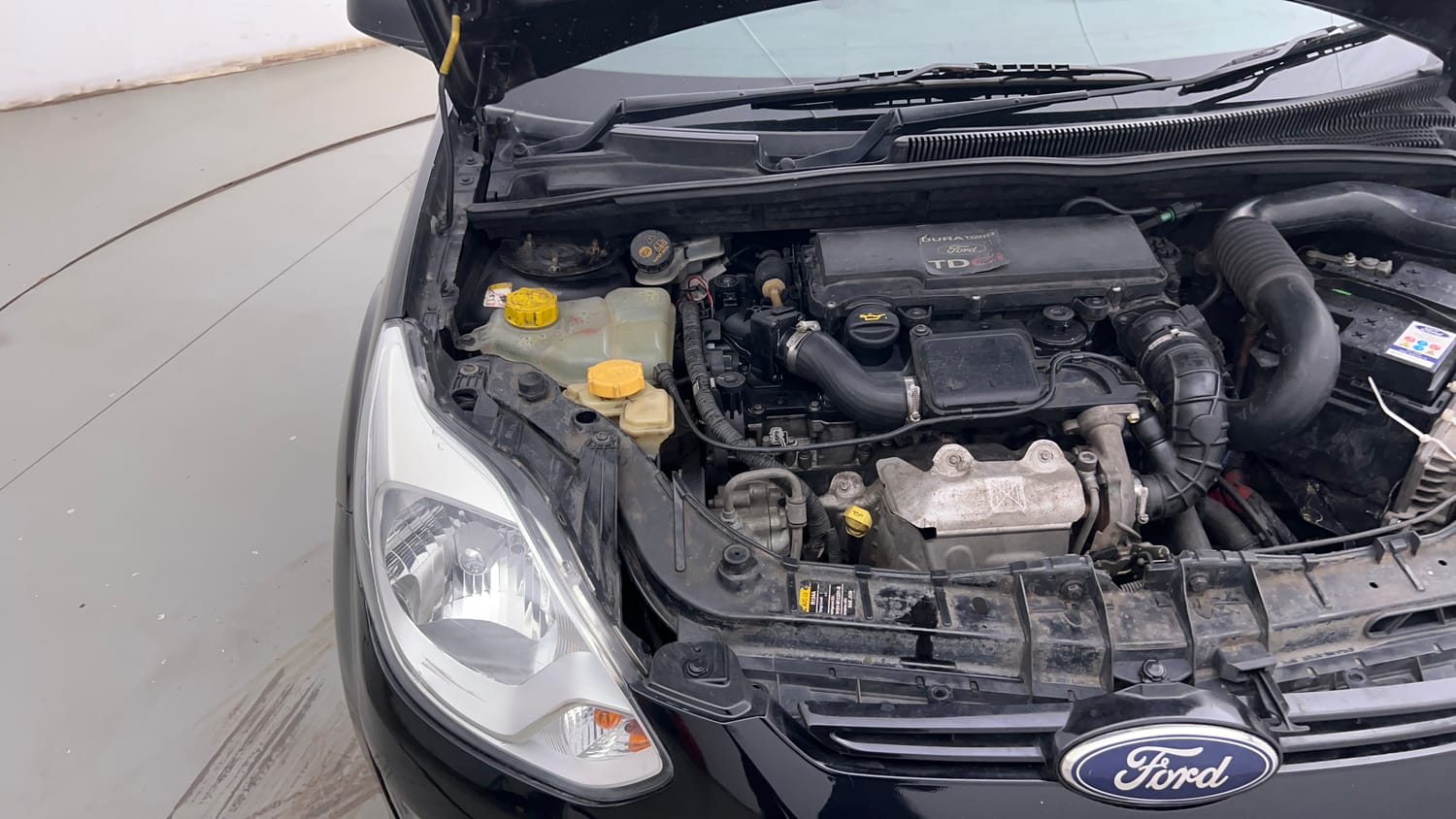 Used 2013 Ford Figo Duratorq Diesel EXI 1.4 Diesel Manual engine ENGINE RIGHT SIDE VIEW