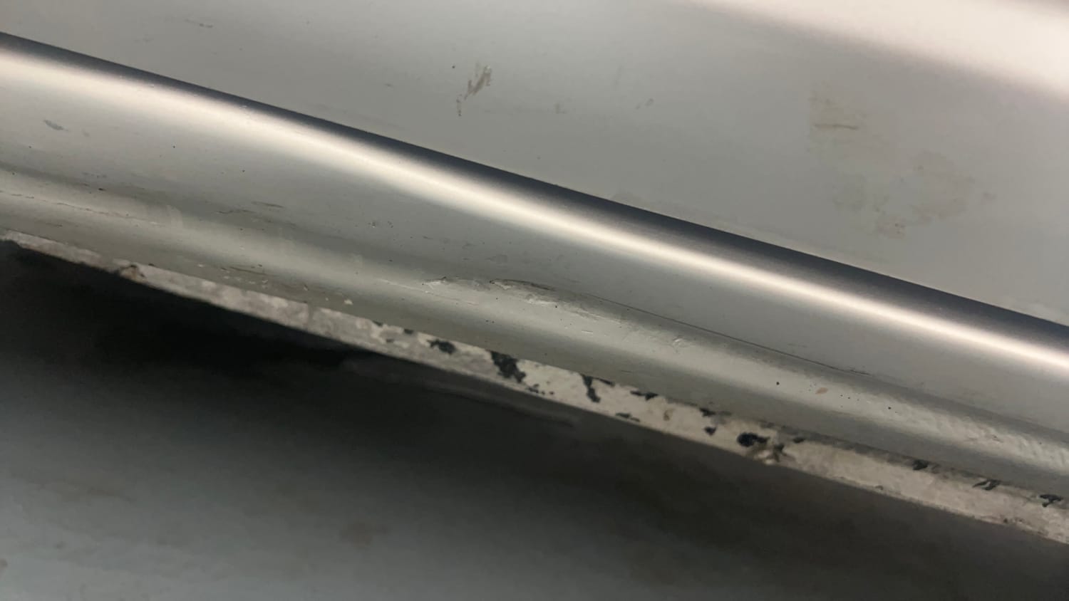 Used 2020 Renault Kwid 1.0 RXT Petrol Manual dents MINOR DENT