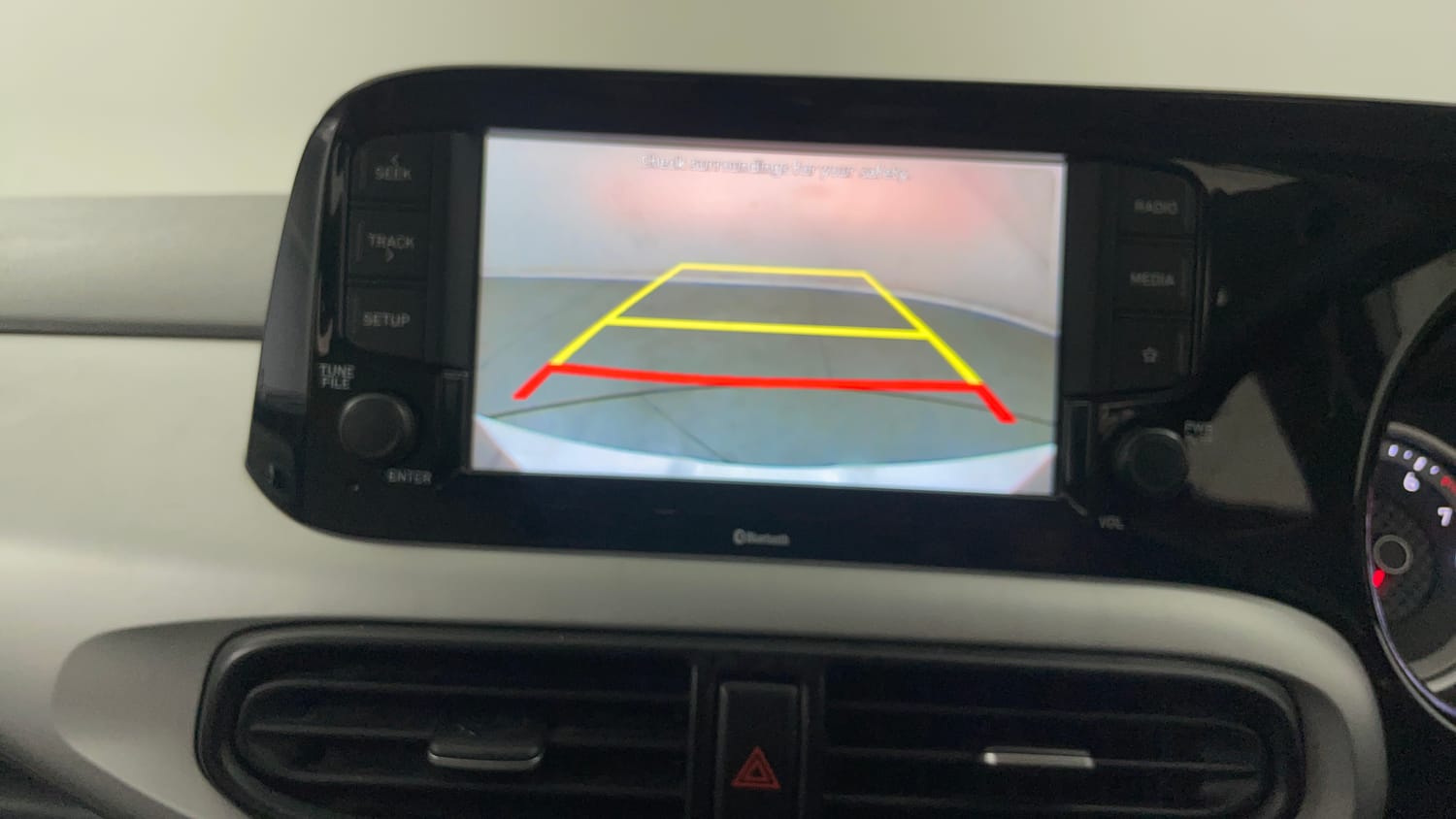 Used 2020 Hyundai Grand i10 Nios Sportz 1.2 Kappa VTVT Petrol Manual top_features Rear camera