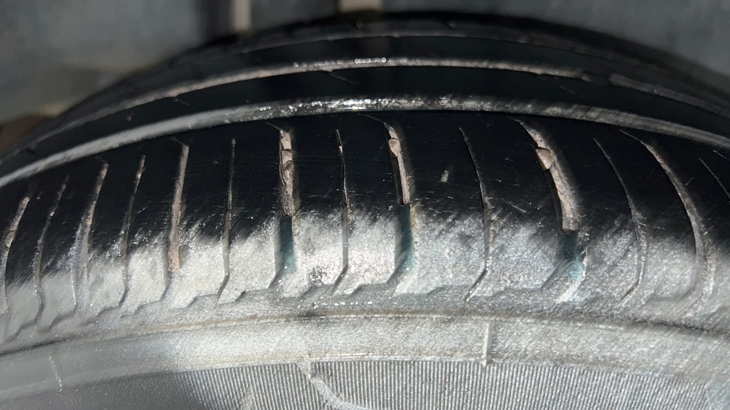 Used 2018 Maruti Suzuki Ciaz Delta 1.3 Hybrid Diesel Manual tyres RIGHT REAR TYRE TREAD VIEW