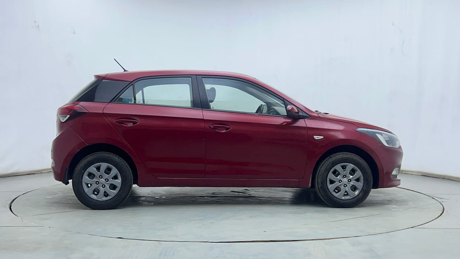 Used 2019 Hyundai Elite i20 Magna 1.2 Petrol Manual exterior RIGHT SIDE VIEW