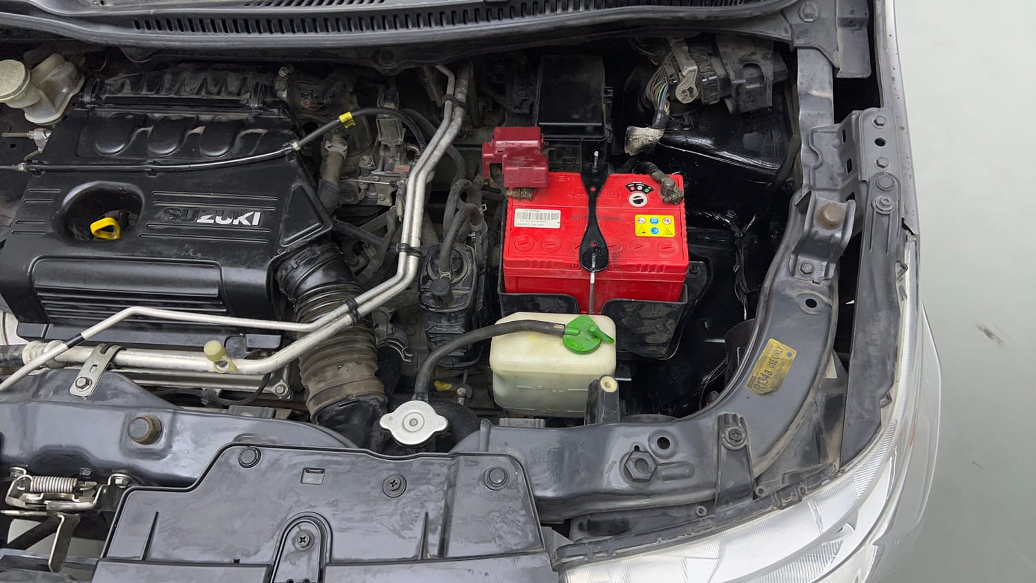 Used 2013 Maruti Suzuki Wagon R Stingray VXi Petrol Manual engine ENGINE LEFT SIDE VIEW