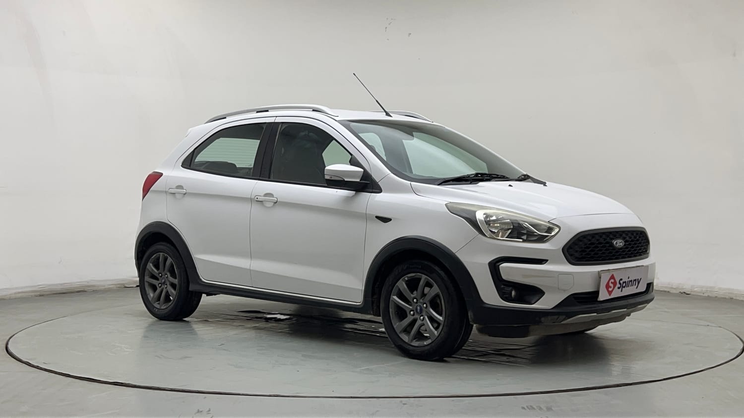 Used 2018 Ford Freestyle Titanium 1.2 Ti-VCT Petrol Manual exterior RIGHT FRONT CORNER VIEW