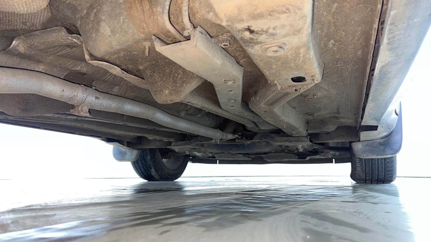Used 2018 Jeep Compass Longitude (O) 2.0 Diesel Diesel Manual extra REAR RIGHT UNDERBODY VIEW