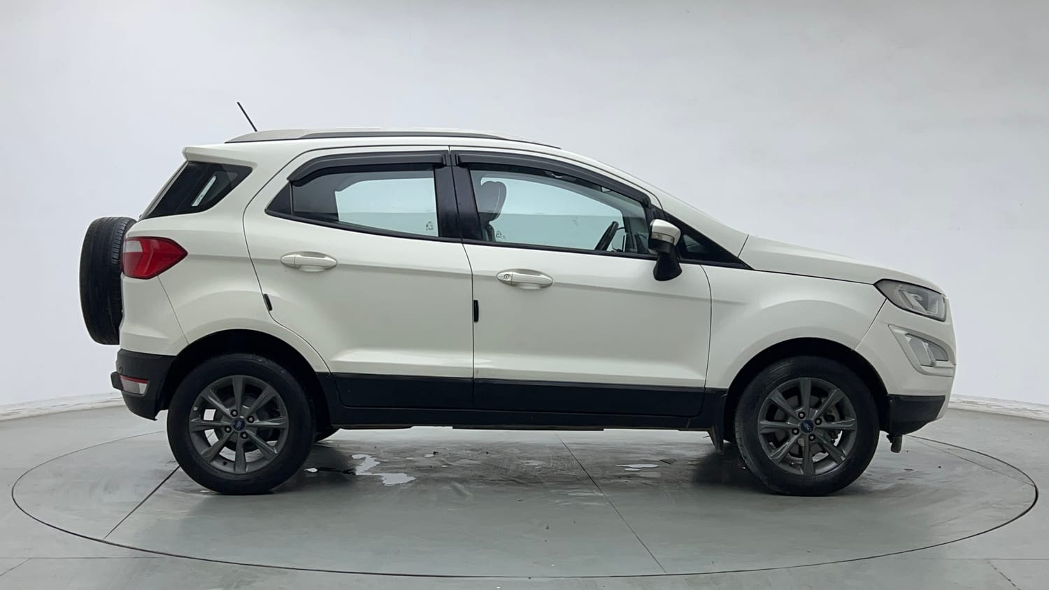Used 2020 Ford EcoSport Titanium 1.5L Ti-VCT Petrol Manual exterior RIGHT SIDE VIEW