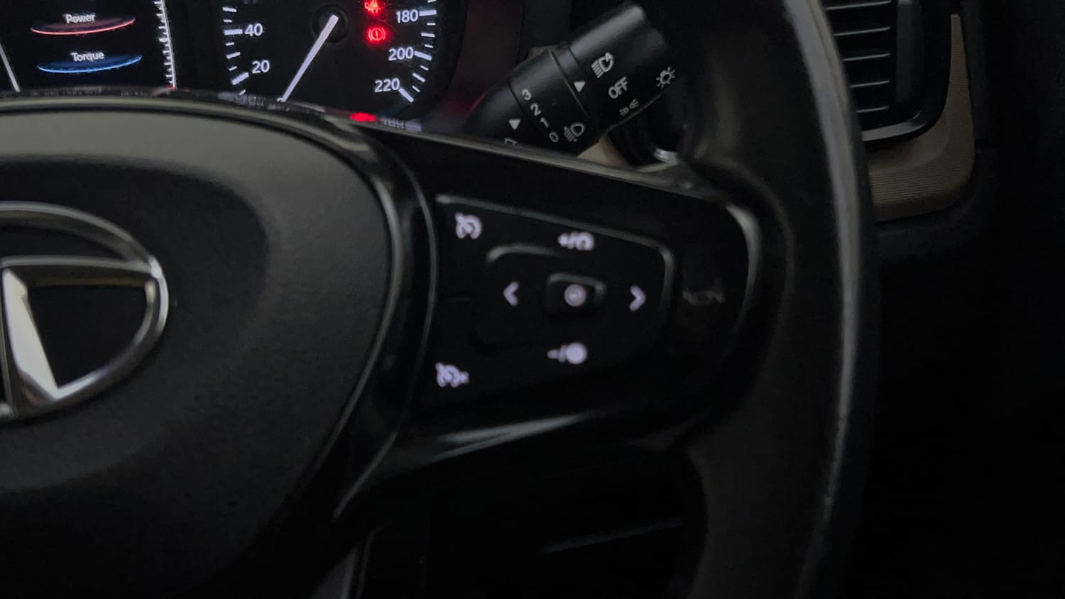 Used 2023 Tata Punch Kaziranga Creative iRA Pack AMT Petrol Automatic top_features Cruise control