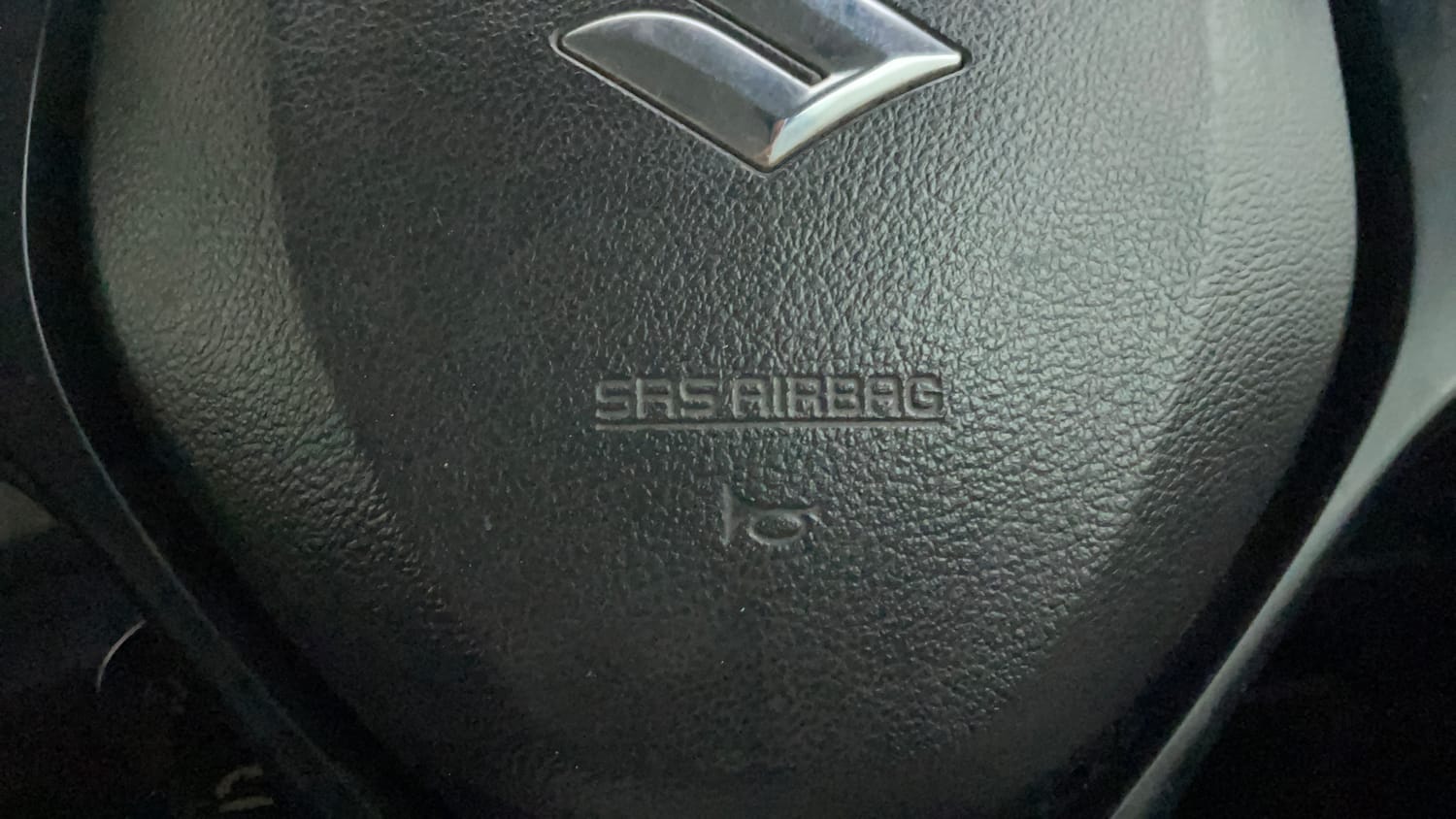 Used 2019 Maruti Suzuki Baleno Alpha Petrol Manual top_features Airbags