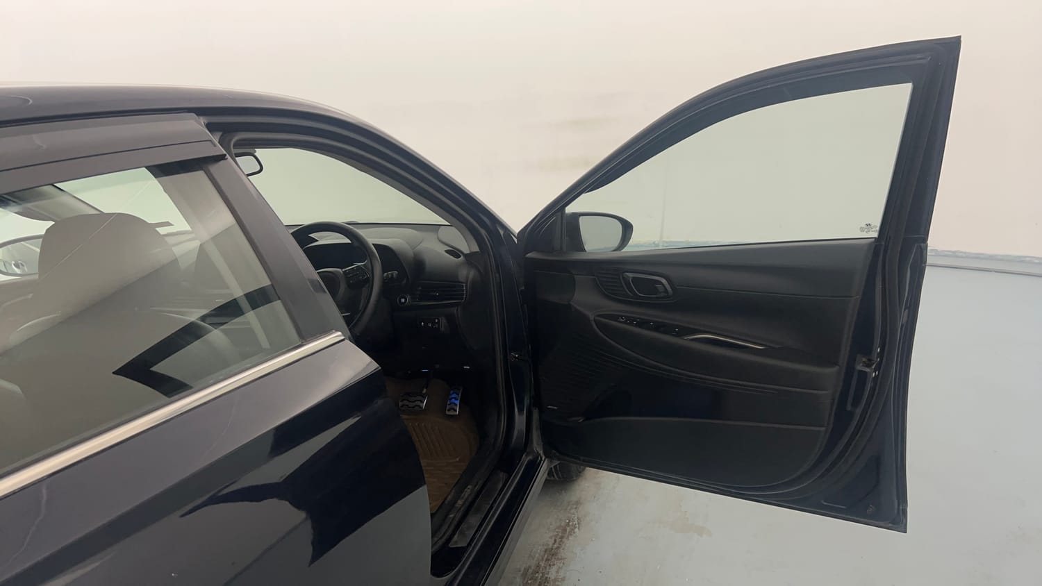 Used 2020 Hyundai New i20 Asta (O) 1.0 Turbo DCT Petrol Automatic interior RIGHT FRONT DOOR OPEN VIEW