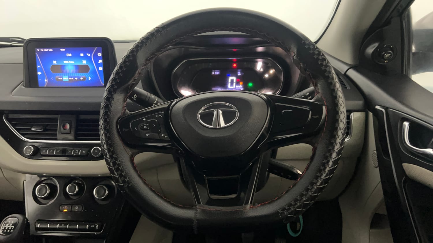 Used 2021 Tata Nexon XZ Petrol Manual interior STEERING VIEW