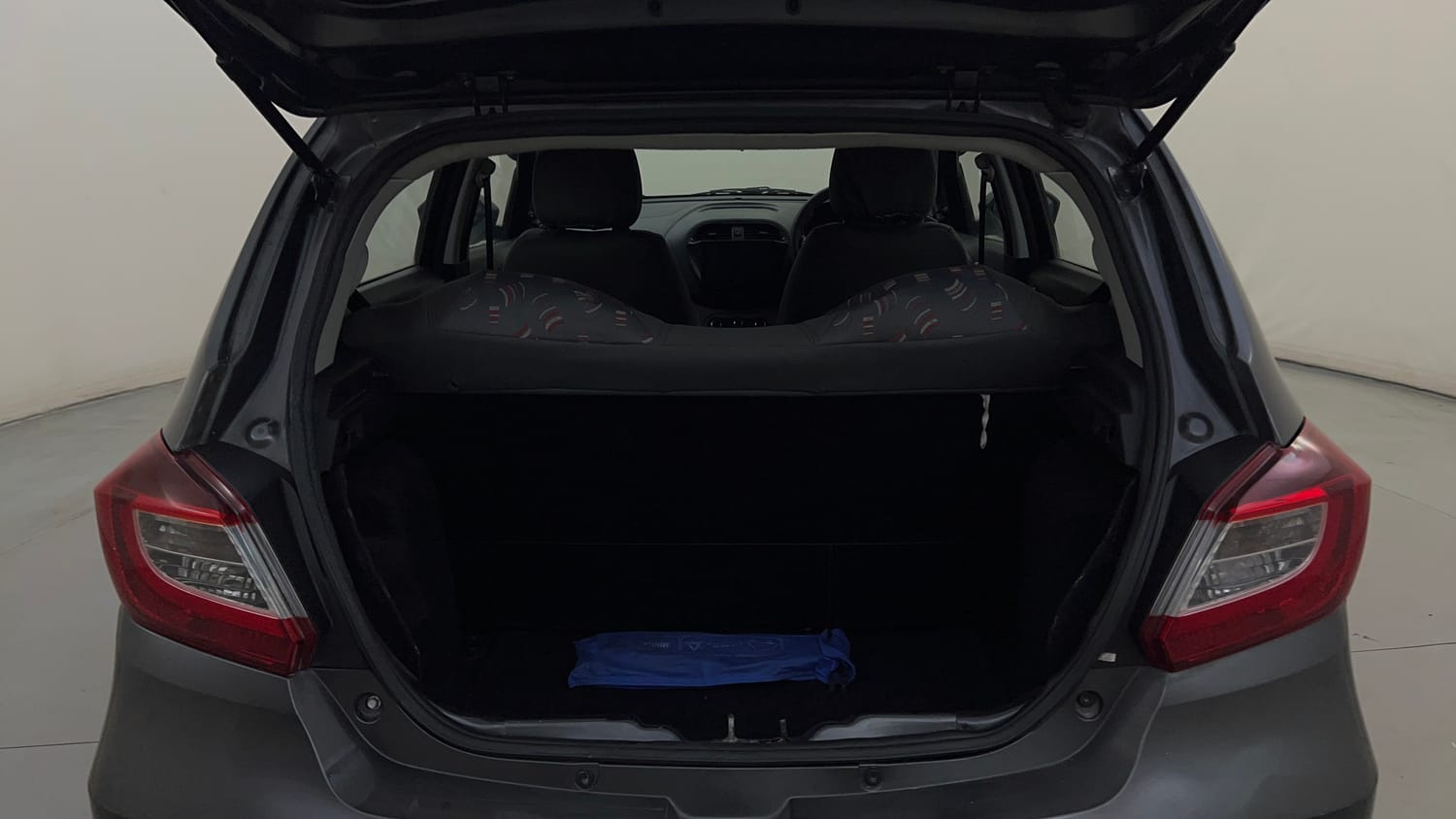 Used 2021 Tata Tiago XE Petrol Manual interior DICKY INSIDE VIEW