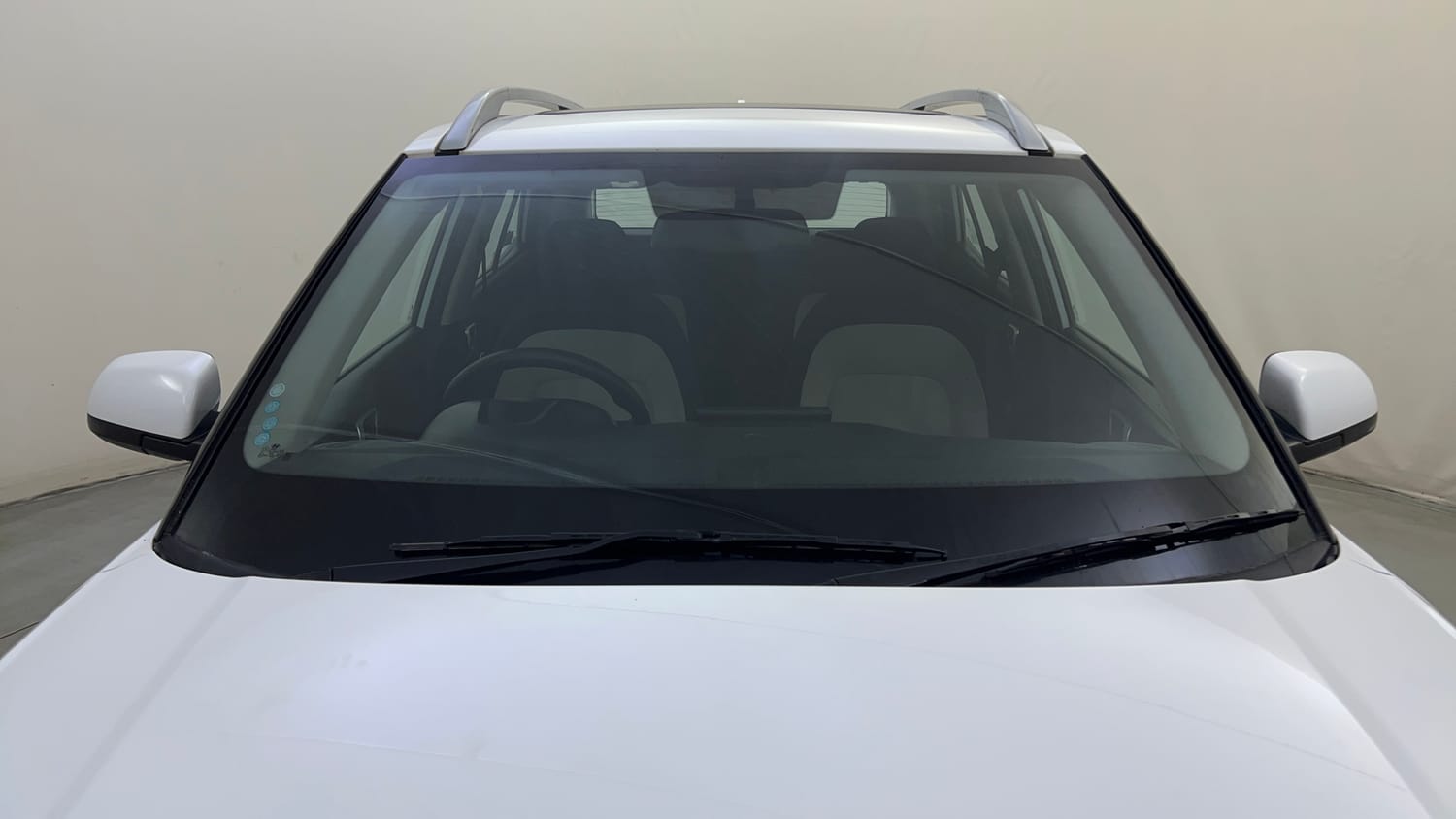 Used 2022 Hyundai Venue SX 1.2 Petrol Petrol Manual exterior FRONT WINDSHIELD VIEW