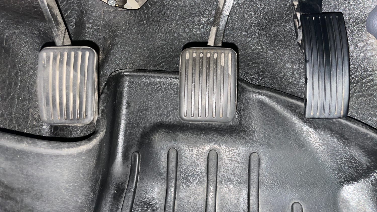 Used 2020 Hyundai Grand i10 Nios Sportz 1.2 Kappa VTVT Petrol Manual interior PEDALS VIEW