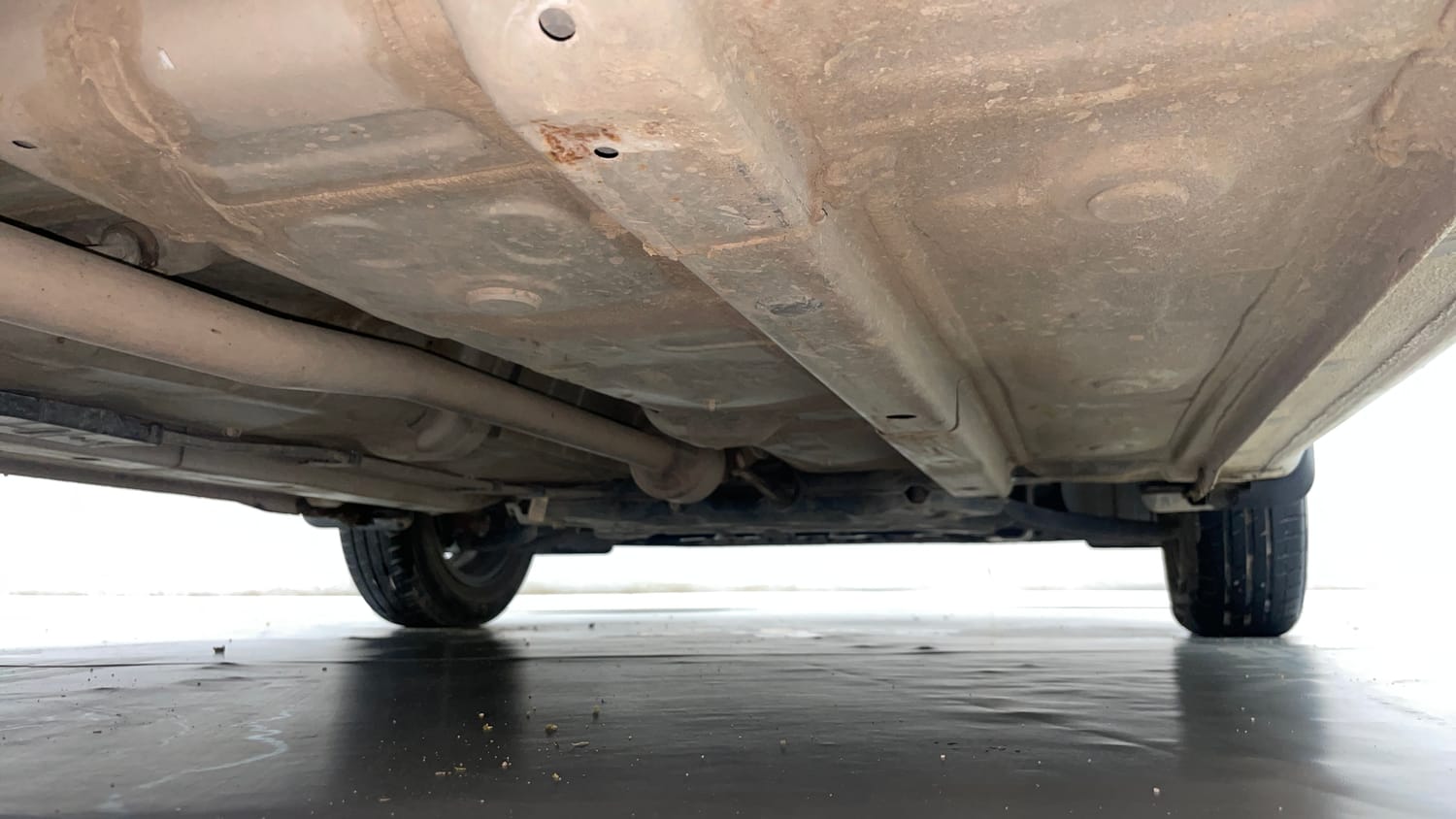 Used 2020 Hyundai Grand i10 Nios Sportz 1.2 Kappa VTVT Petrol Manual extra REAR RIGHT UNDERBODY VIEW