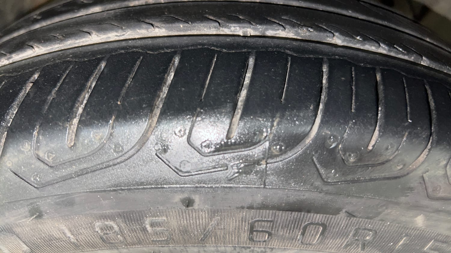 Used 2018 Ford Freestyle Titanium Plus 1.2 Ti-VCT Petrol Manual tyres RIGHT FRONT TYRE TREAD VIEW