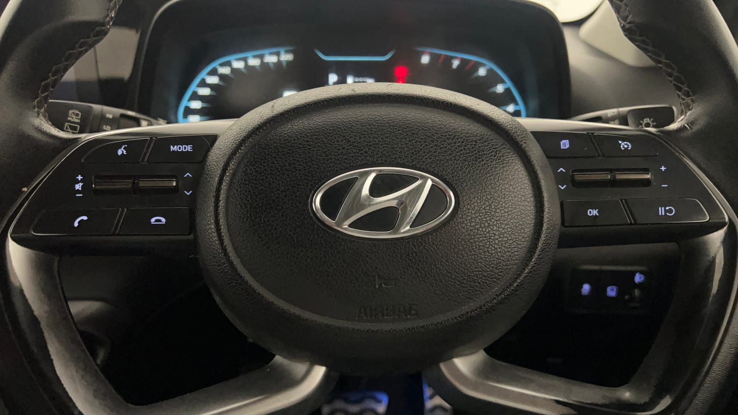Used 2020 Hyundai New i20 Asta (O) 1.0 Turbo DCT Petrol Automatic top_features Cruise control
