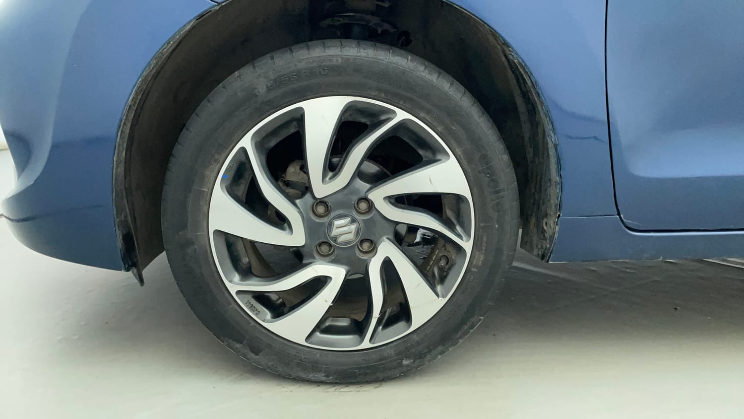 Used 2019 Maruti Suzuki Baleno Alpha Petrol Manual tyres LEFT FRONT TYRE RIM VIEW