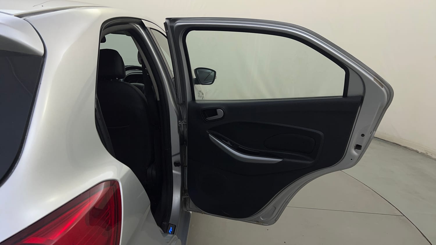 Used 2016 Ford Figo Titanium Plus 1.5 TDCi Diesel Manual interior RIGHT REAR DOOR OPEN VIEW