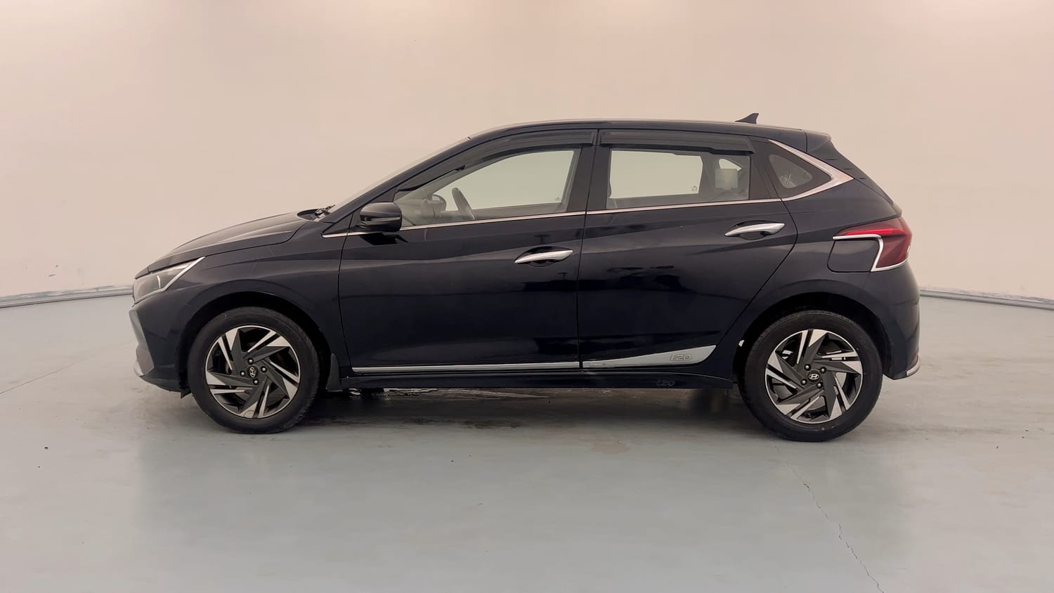 Used 2020 Hyundai New i20 Asta (O) 1.0 Turbo DCT Petrol Automatic exterior LEFT SIDE VIEW