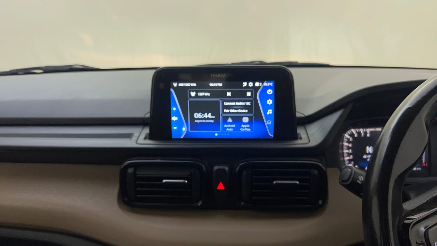 Used 2023 Tata Punch Kaziranga Creative iRA Pack AMT Petrol Automatic top_features Integrated (in-dash) music system