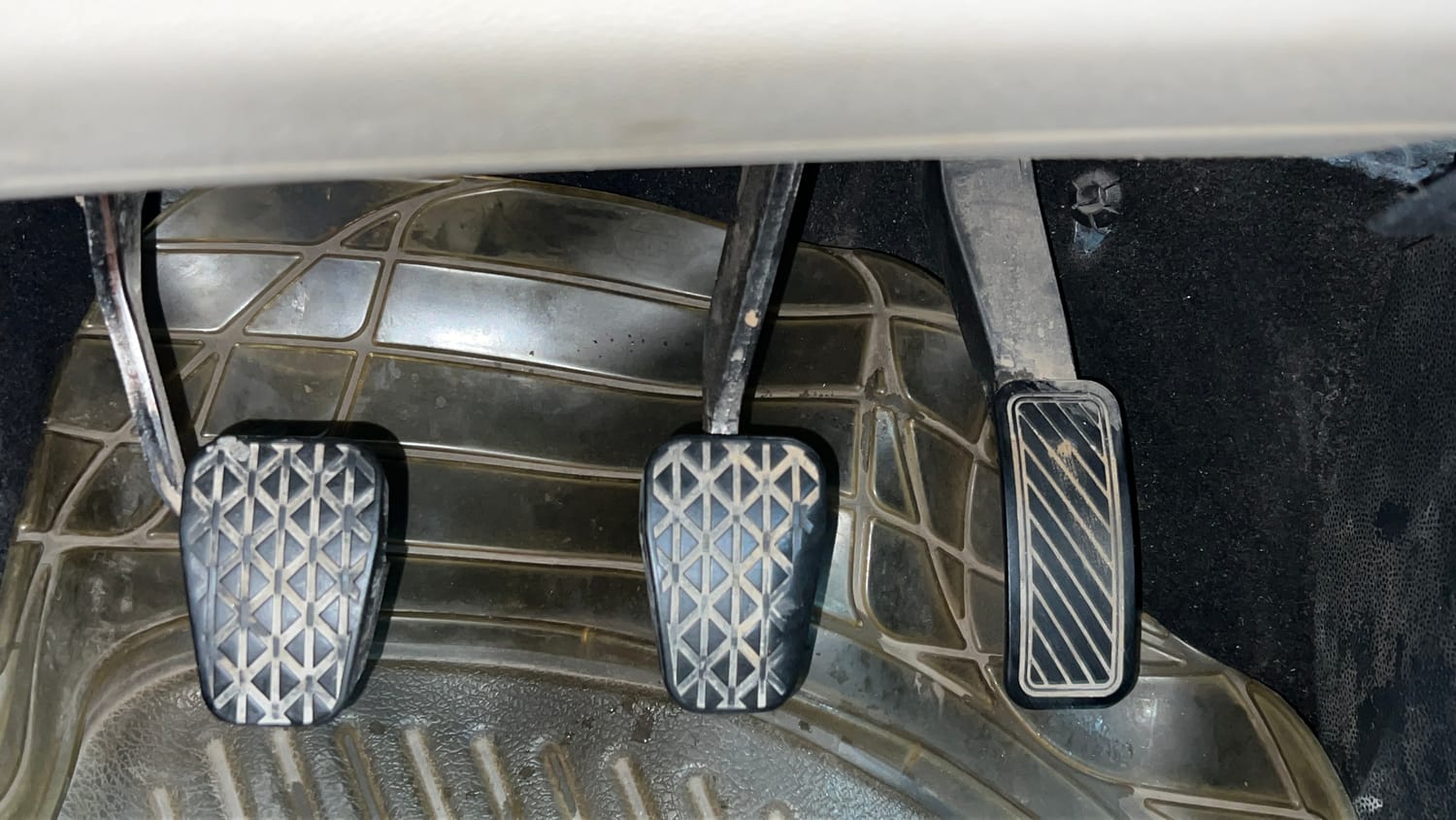Used 2020 Ford EcoSport Titanium 1.5L Ti-VCT Petrol Manual interior PEDALS VIEW