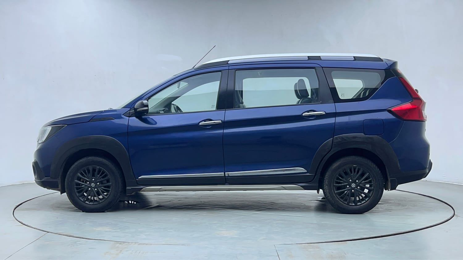 Used 2019 Maruti Suzuki XL6 Alpha MT Petrol Petrol Manual exterior LEFT SIDE VIEW
