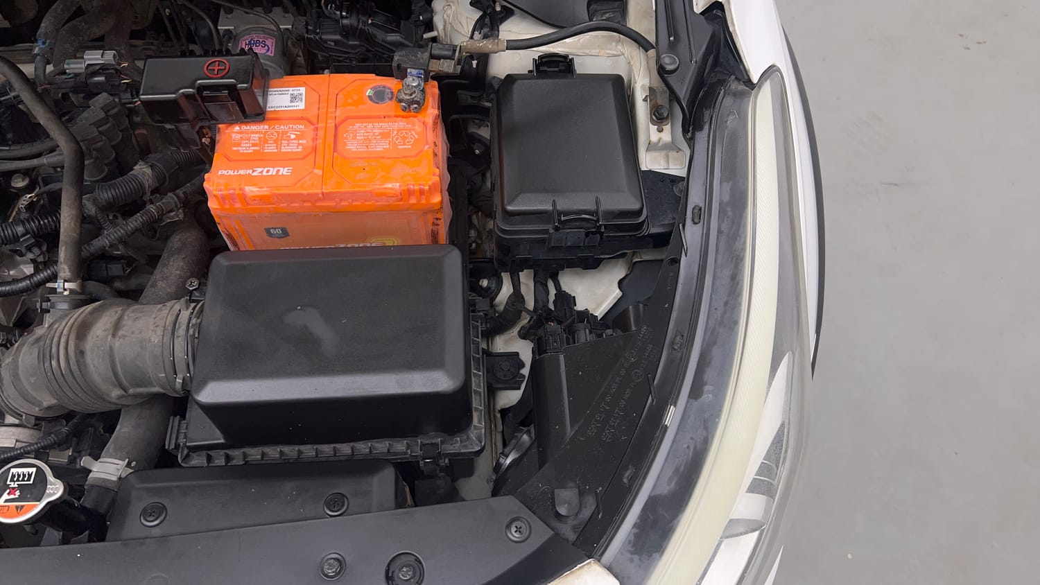 Used 2017 Hyundai i20 Active 1.2 S Petrol Manual engine ENGINE LEFT SIDE VIEW