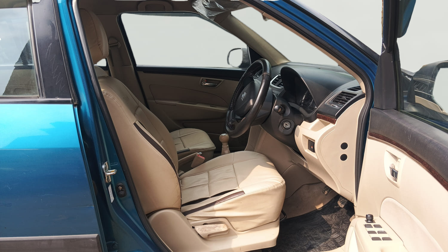 Used 2013 Maruti Suzuki Swift Dzire VDI Diesel Manual interior RIGHT SIDE FRONT DOOR CABIN VIEW