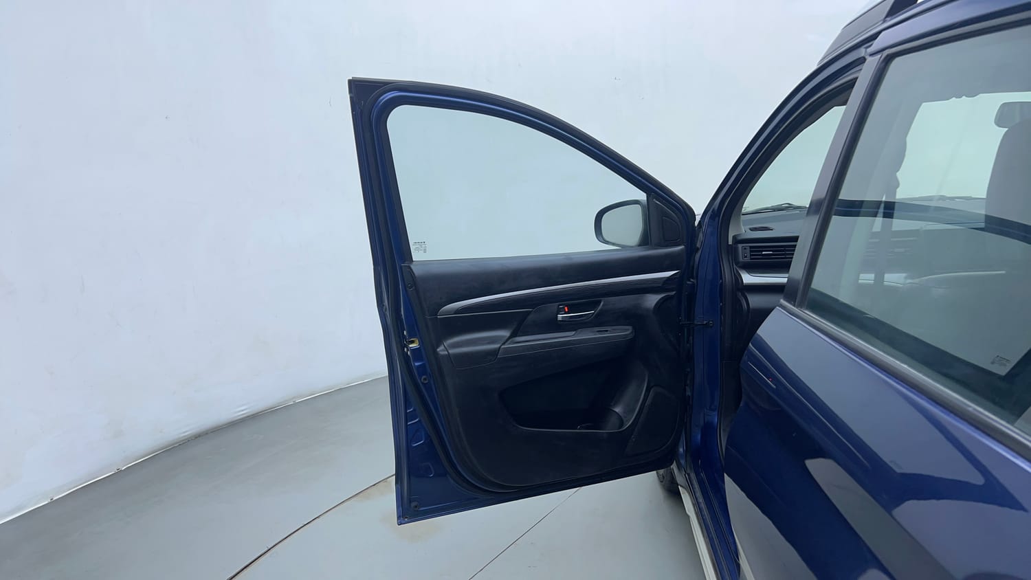 Used 2019 Maruti Suzuki XL6 Alpha MT Petrol Petrol Manual tyres LEFT REAR TYRE TREAD VIEW