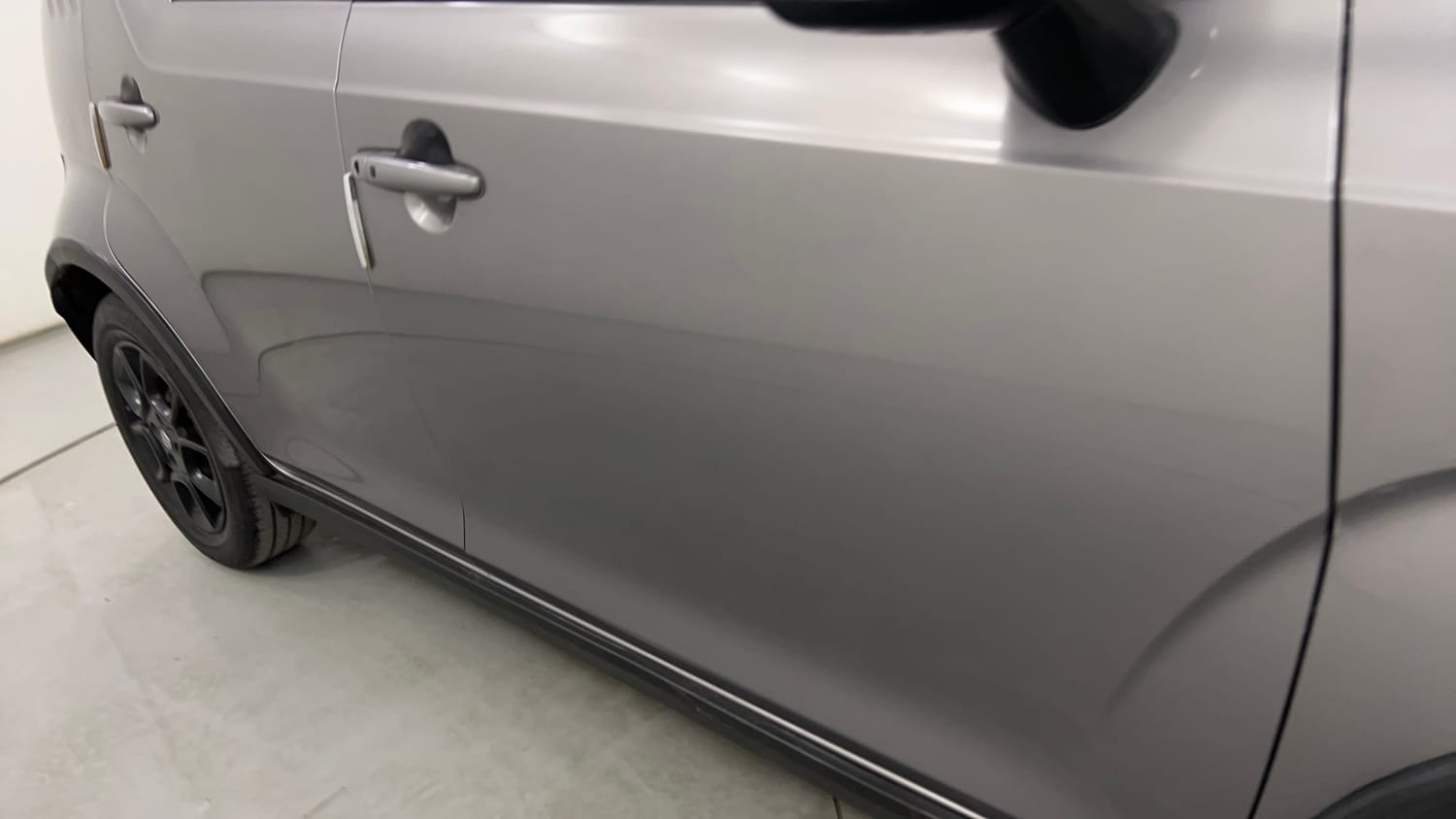 Used 2023 Maruti Suzuki Ignis Zeta 1.2 MT Petrol Manual dents MINOR SCRATCH
