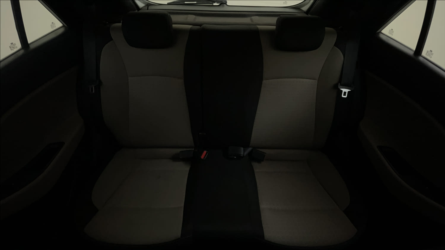 Used 2016 Hyundai Elite i20 Asta 1.2 (O) Petrol Manual interior REAR SEAT CONDITION VIEW