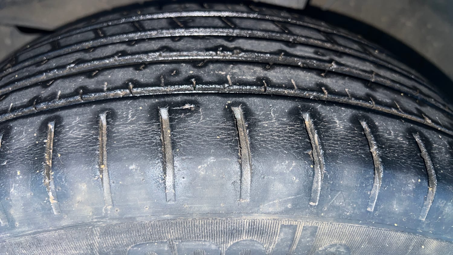 Used 2021 Maruti Suzuki Baleno Alpha Petrol Manual tyres LEFT FRONT TYRE TREAD VIEW